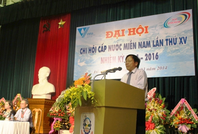 Ông Cao Lại Quang - Thứ trưởng thường trực Bộ Xây dựng, Chủ tịch Hội cấp thoát nước Việt Nam phát biểu chỉ đạo tại Đại hội